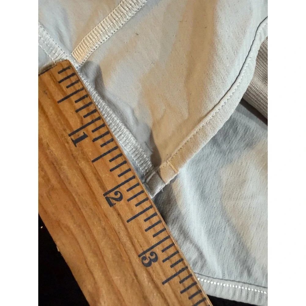 Lululemon Speed Up Low-Rise Lined Shorts 2.5